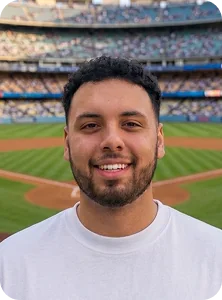 Luis, Product Consultant at Zoodealio